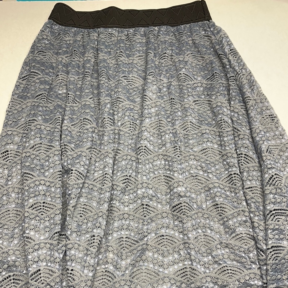 Lularoe X Small Lola skirt lace